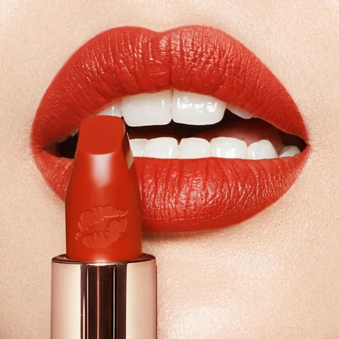 HOT LIPS 2
RED HOT SUSAN